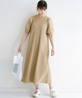ベージュ