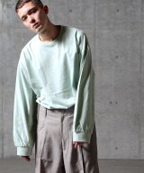 グリーン