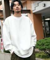 ホワイト