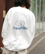ベージュ