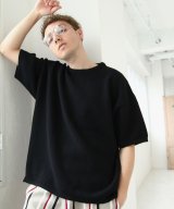 ブラック