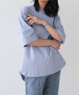 ブルー
