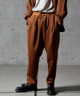 ブラウン