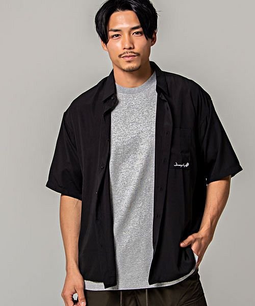 Cavaria シルクタッチバックプリント接触冷感半袖シャツ メンズ シルクタッチ バックプリント 接触冷感 クール C キャバリア Cavaria D Fashion Cavaria シルクタッチバックプリント接触冷感半袖シャツ メンズ シルクタッチ バックプリント 接触冷感 クール C キャバリア Cavaria D Fashion