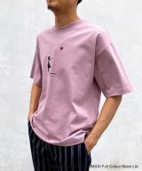 ピンク