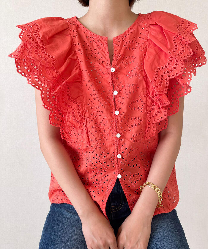 【入手困難*送込】Marks & Spencer Rosie刺繍ワイヤープラIvoly セール】ローン刺繍ボーラ―レースブラウス(503939821
