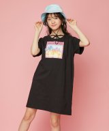 ブラック