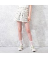 オフホワイト