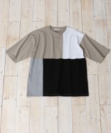 ベージュ