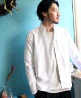 ホワイト