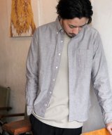 チャコールグレー