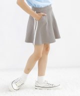グレー