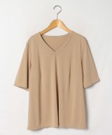 ベージュ