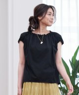 ブラック