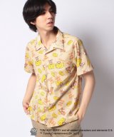 ベージュ