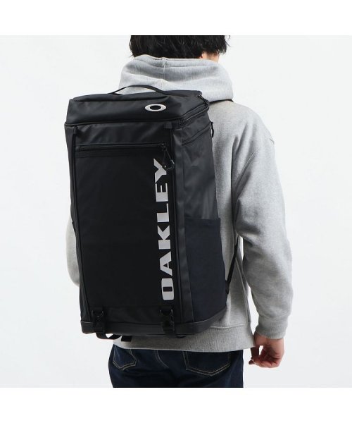 オークリー リュック Oakley バックパック Essential Square Pack Xl 5 0 エッセンシャル スクエアパック Fos オークリー Oakley D Fashion