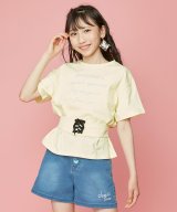 イエロー
