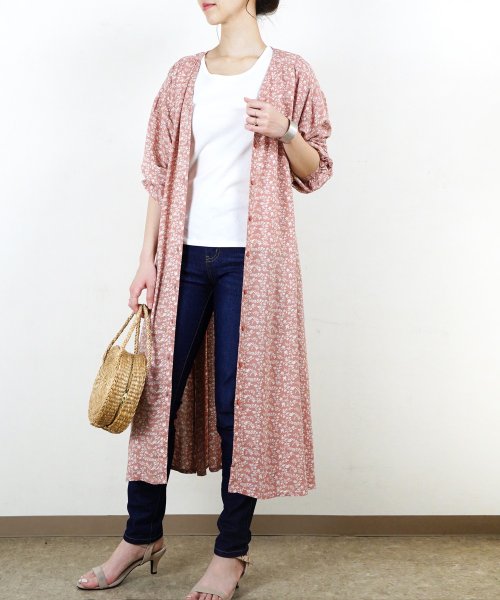 セール19 Off 21新作 花柄ギャザーベルト付きガウンワンピース Mitis Ss フィズ Fizz D Fashion セール19 Off 21新作 花柄ギャザーベルト付きガウンワンピース Mitis Ss フィズ Fizz D Fashion