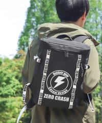 ZERO CRASH/ZERO CRASH ゼロクラッシュ リュック ボックス型 スクエア型 ユニセックス 大容量 防水 15l PC A4サイズ収納可 ZC－2021/504116624