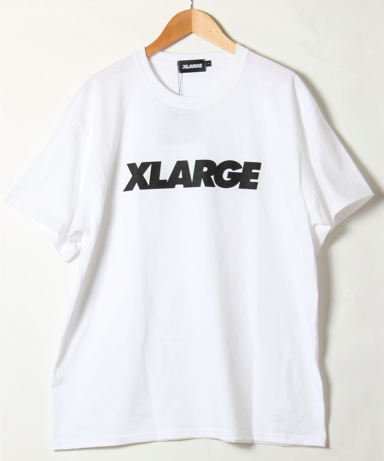 【セール39%OFF】XLARGE STANDARD ロゴTEE /ステッカー付属 
