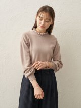 ベージュ