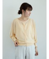 ライトベージュ