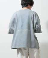 ブルー