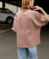 ピンク