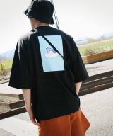 ブラック