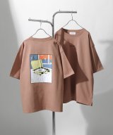 ピンク