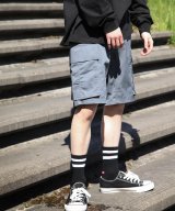 ブルー