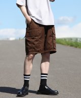 ブラウン