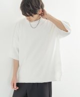 ホワイト