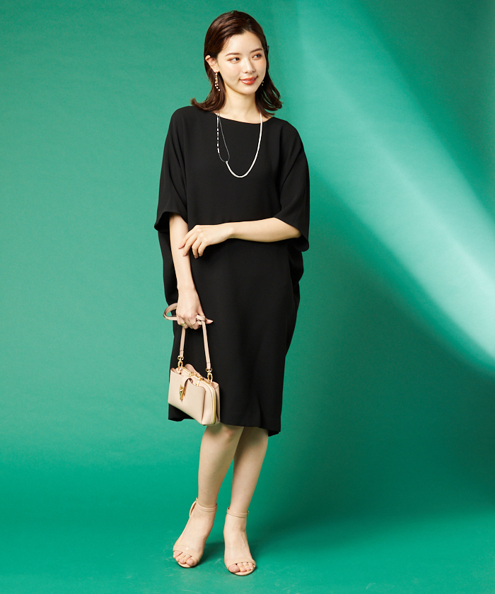 セール 50%OFF】☆ラウンドネックコクーン5分袖ワンピース セール 50%OFF】☆ラウンドネックコクーン5分袖ワンピース