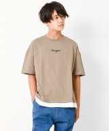 ベージュ