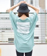 グリーン