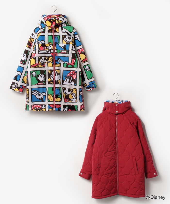 ディズニーLEVI'Sコラボ　リバーシブル赤の可愛いコート