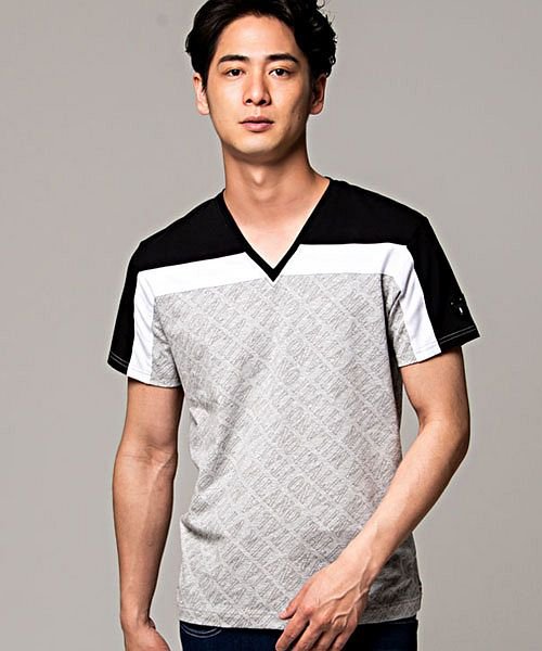 Viola 総柄プリント切り替えvネック半袖ストレッチtシャツ ビオラ メンズ ブランド Vネック 総柄 エンブレム ワンポイント ヴィオラ Viola D Fashion Viola 総柄プリント切り替えvネック半袖ストレッチtシャツ ビオラ メンズ ブランド Vネック 総柄 エンブレム ワンポイント ヴィオラ Viola D Fashion
