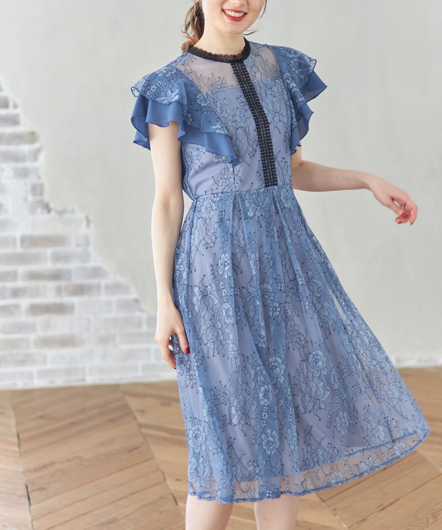 本物 美品 カタログ記載 ドルチェ&ガッバーナ レース キュロット