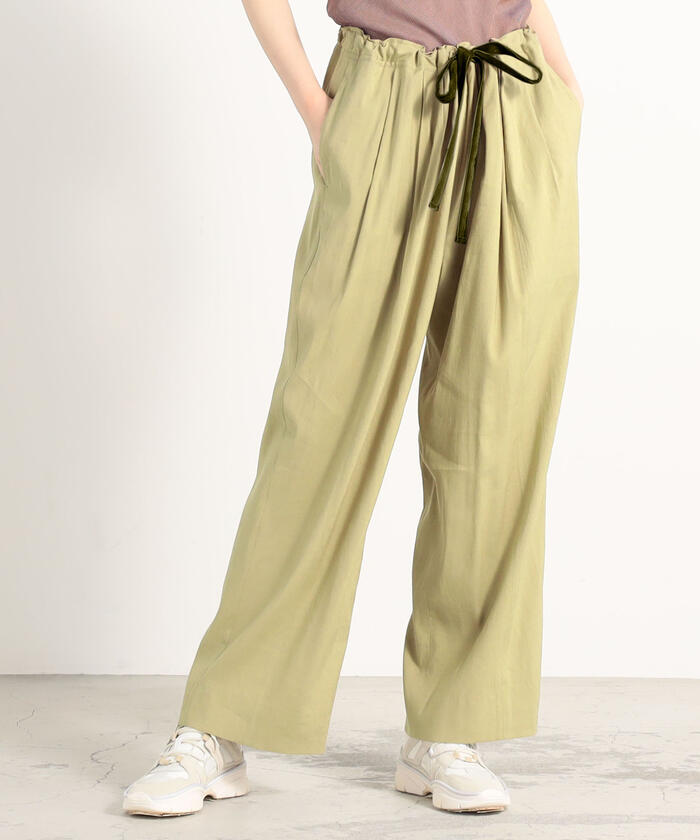 【極美品】BACCA バッカ コットンワイドパンツ オフホワイト バッカ BACCA ヴィンテージピケ ワイドパンツ （19 ブラック