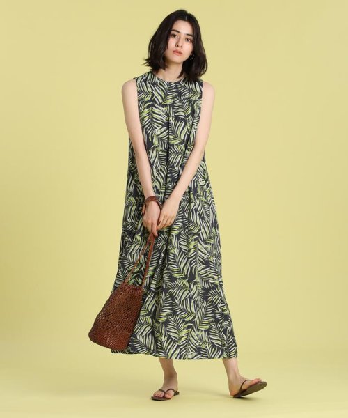 リゾートプリントワンピース Viscotecs イネド Ined D Fashion