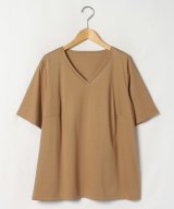 ベージュ