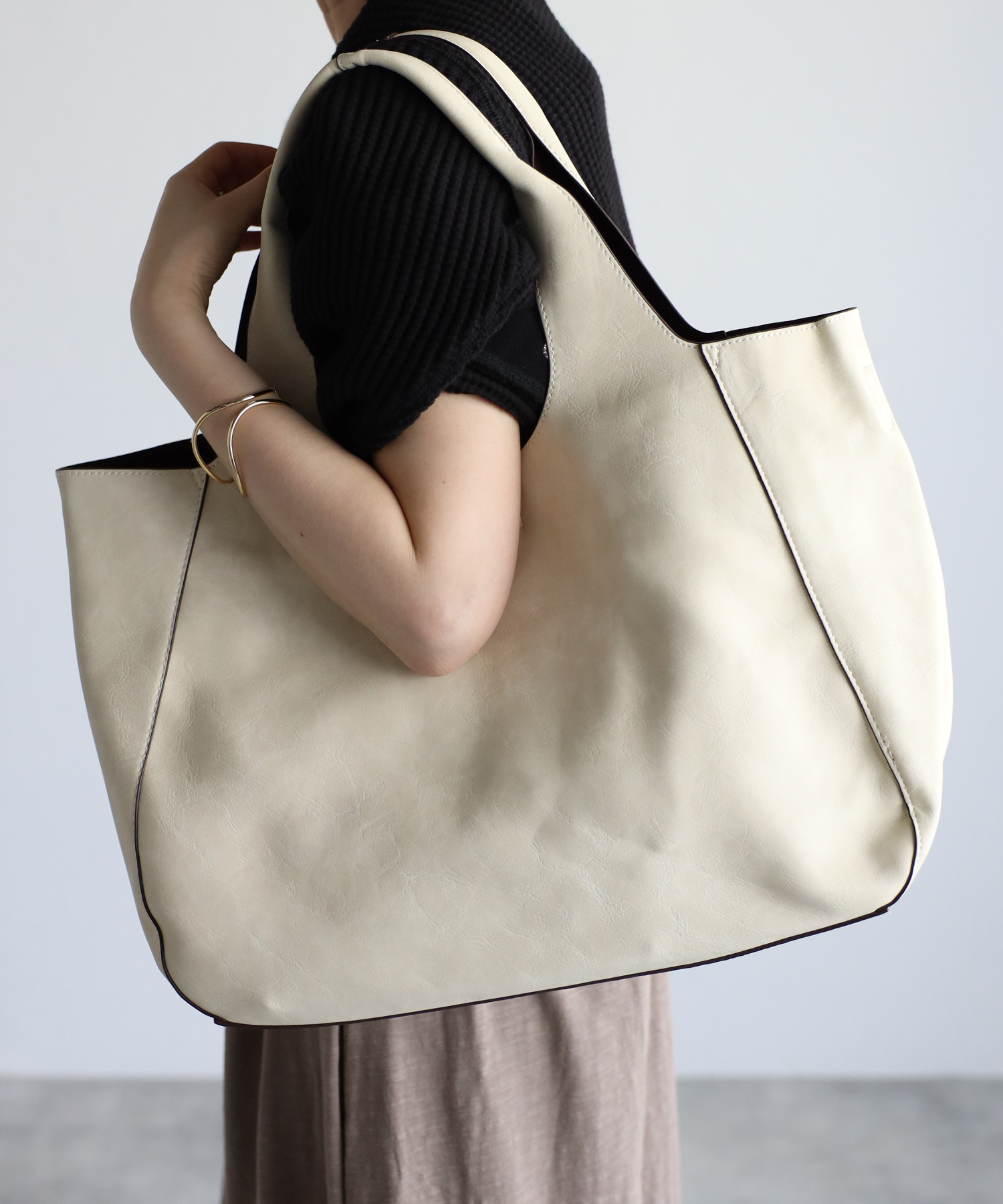 グッシオ GUSCIO 【グッシオベーシック】3WAYトートバッグ グッシオ GUSCIO 【グッシオベーシック】3WAYトートバッグ