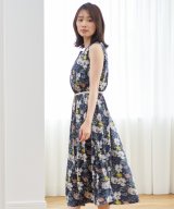ネイビー