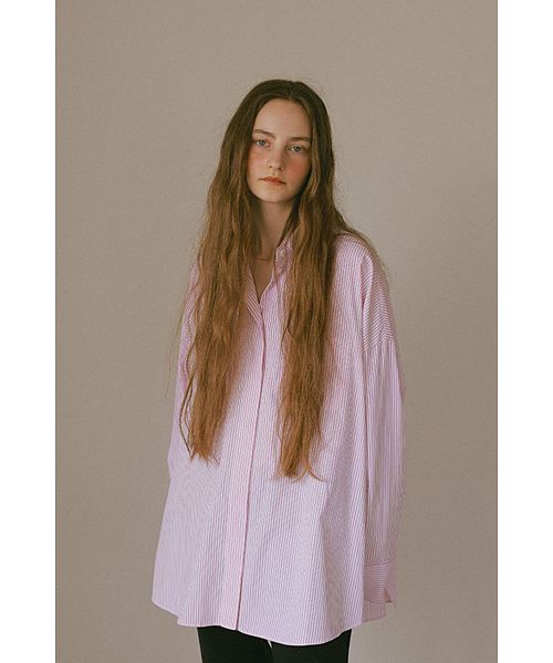 【新品タグ付】etre tokyo サイドスリットストライプシャツ サイドスリットストライプシャツ(F NAVY): トップス │ ETRE