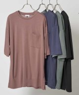 ピンク