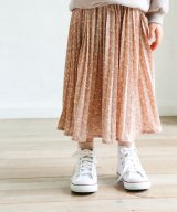ピンク