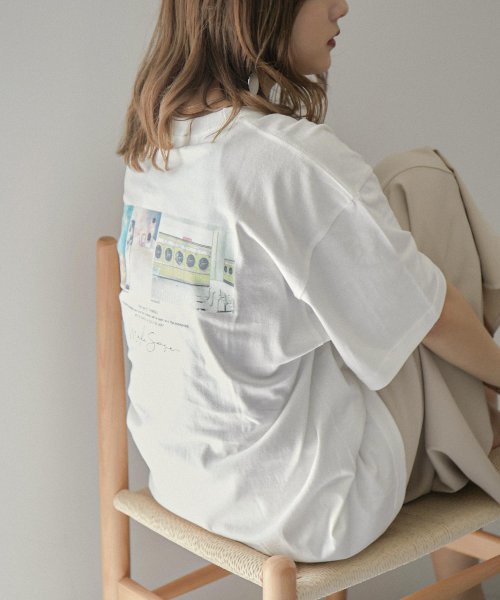後ろ姿もさり気なくお洒落なバックプリントビッグシルエットtシャツ レディース トップス プルオーバー ゆったり バックプリント クルーネック 5分袖 半袖 オー ファッションレター Fashion Letter D Fashion 後ろ姿もさり気なくお洒落なバックプリントビッグシルエットtシャツ レディース トップス プルオーバー ゆったり バックプリント クルーネック 5分袖 半袖 オー ファッションレター Fashion Letter D Fashion