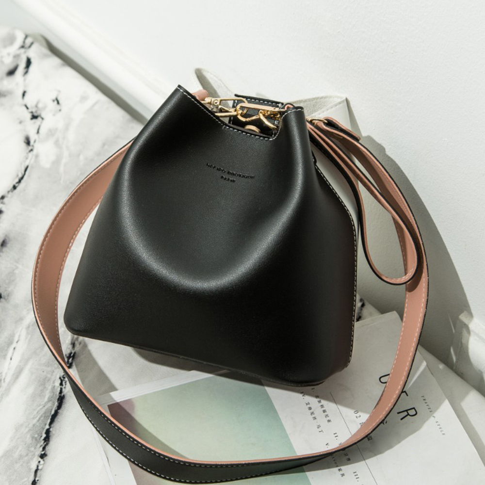 POLLINI バーガンディ バケツ型バッグ POLLINI バーガンディ バケツ型バッグ