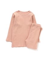ピンク